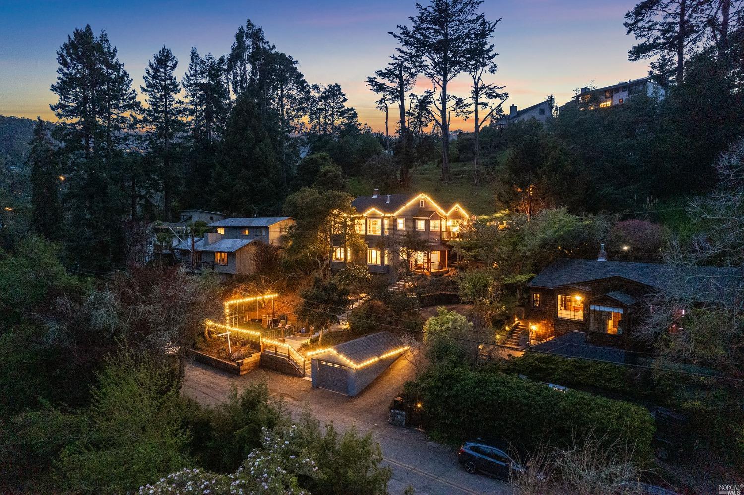 513 Brookline Avenue