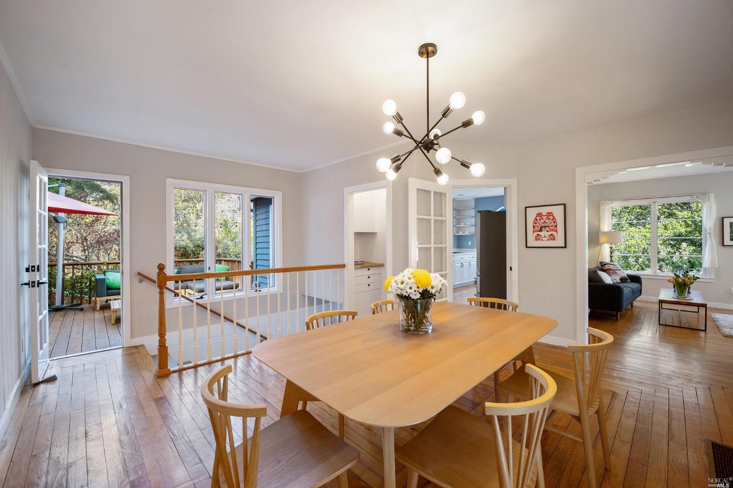 513 Brookline Avenue