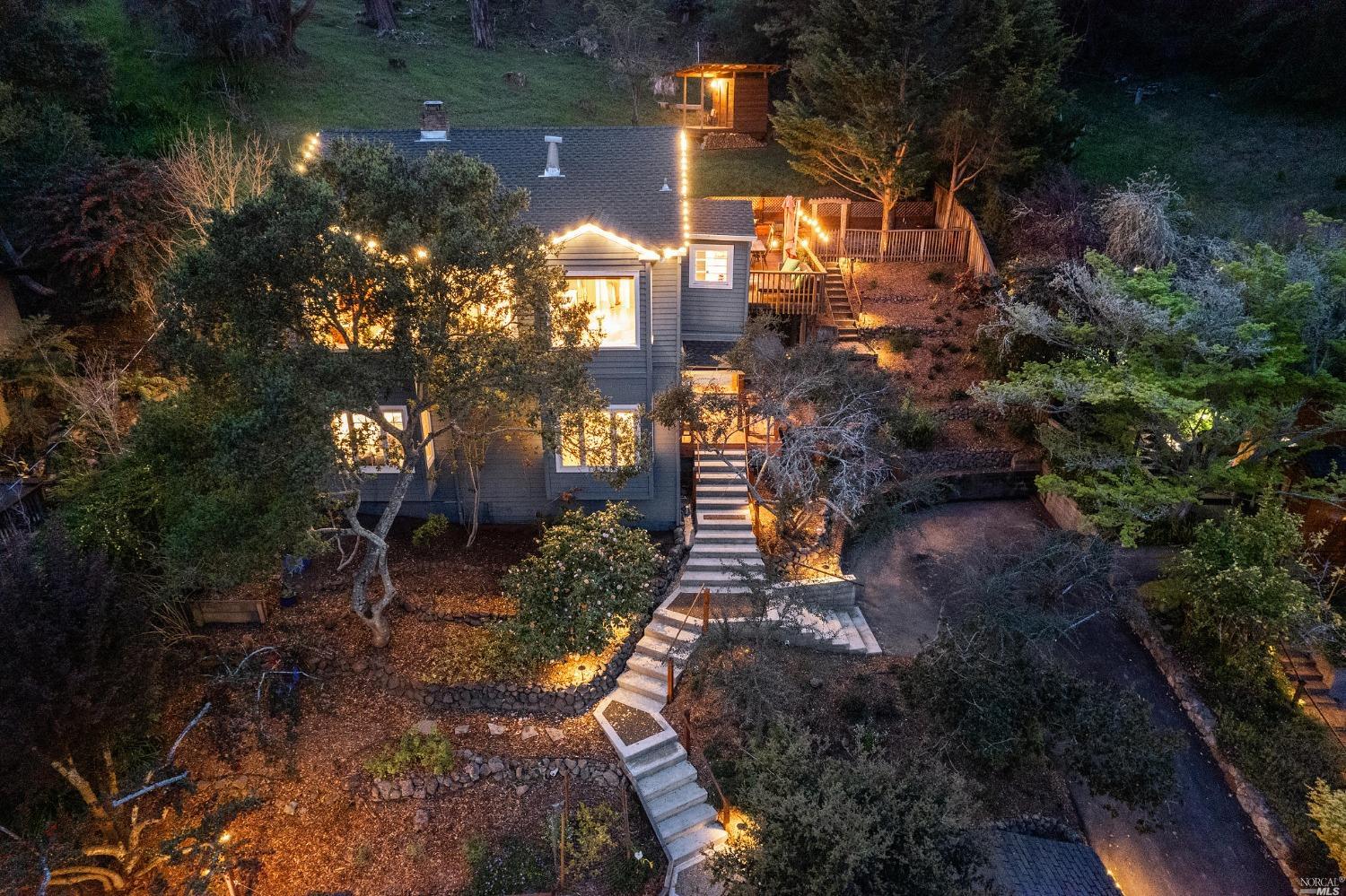 513 Brookline Avenue