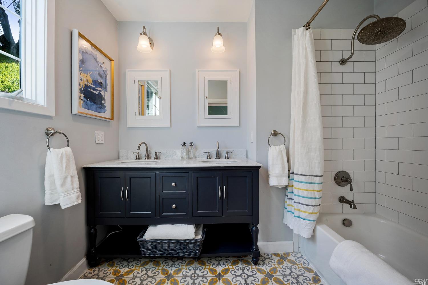 513 Brookline Avenue