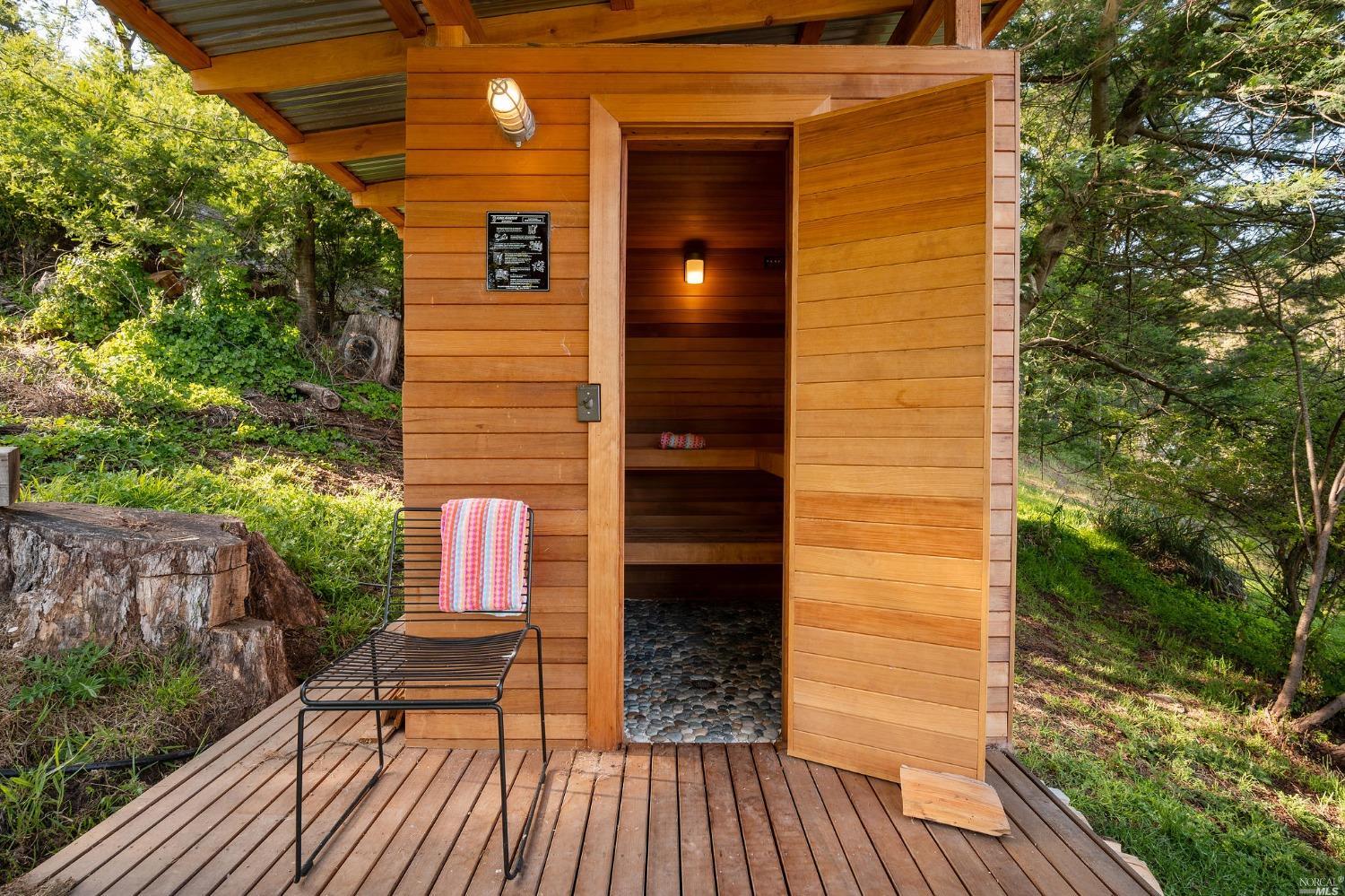 513 Brookline Avenue