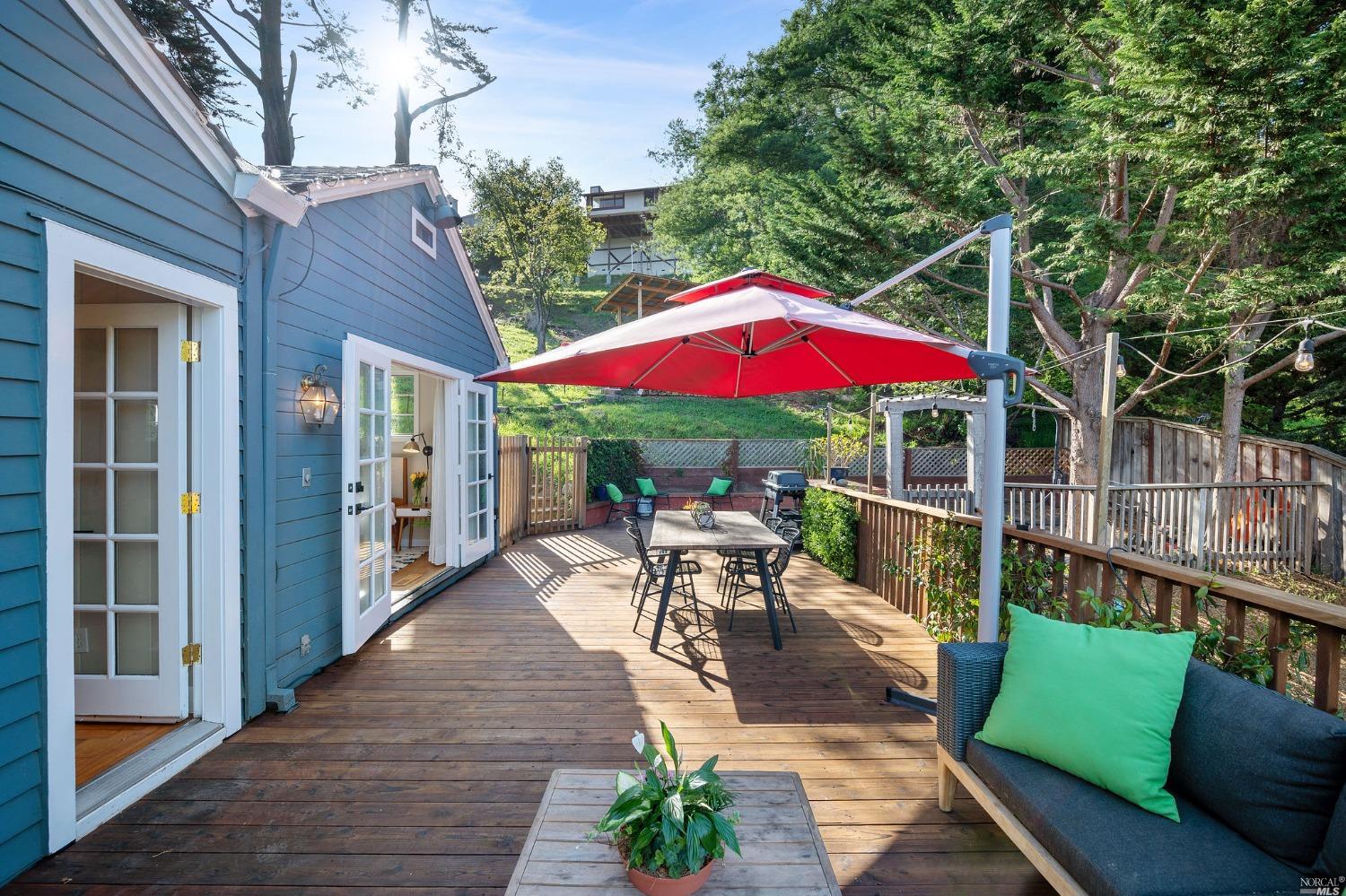 513 Brookline Avenue