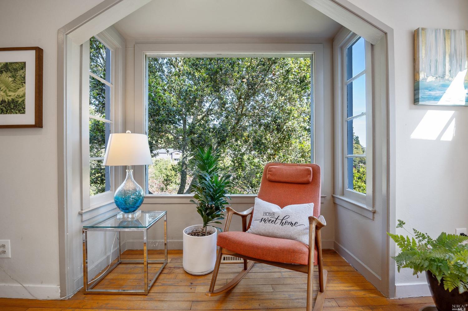 513 Brookline Avenue