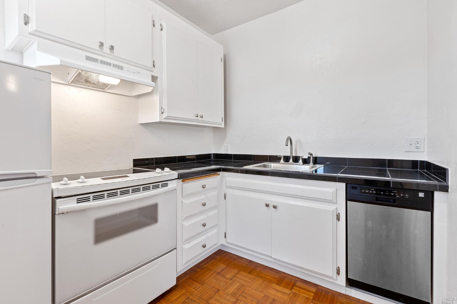 1715 Sonoma Boulevard Unit: 302
