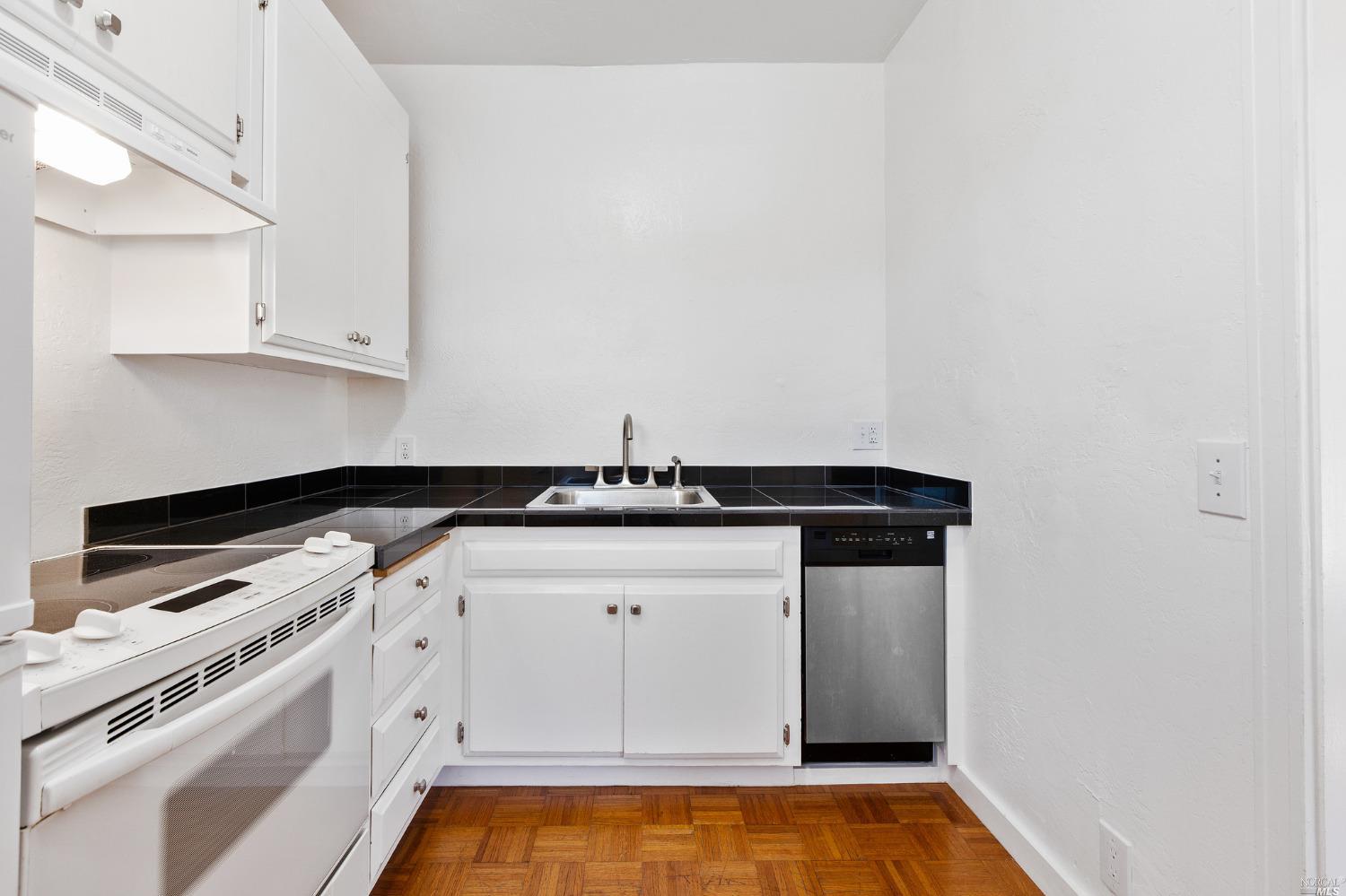 1715 Sonoma Boulevard Unit: 302