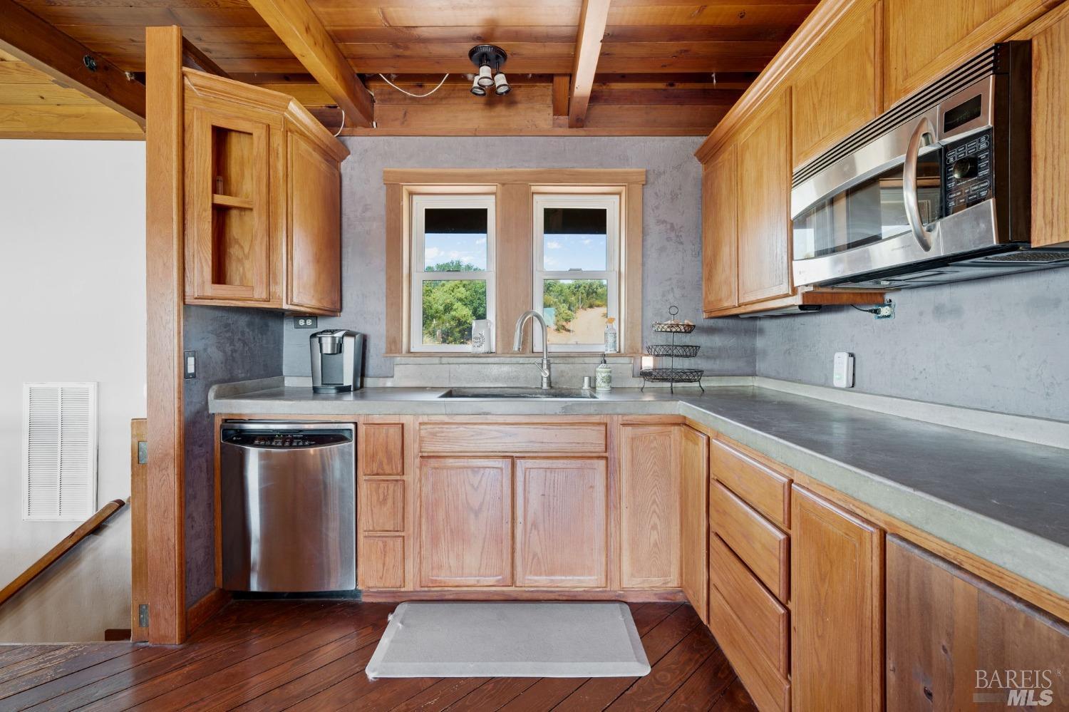 7151 Black Bart Trail