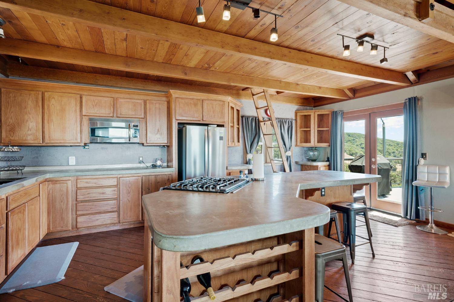 7151 Black Bart Trail