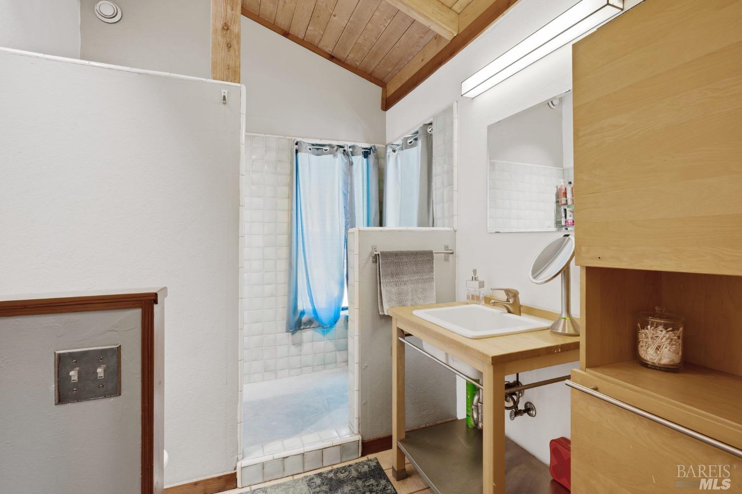 7151 Black Bart Trail