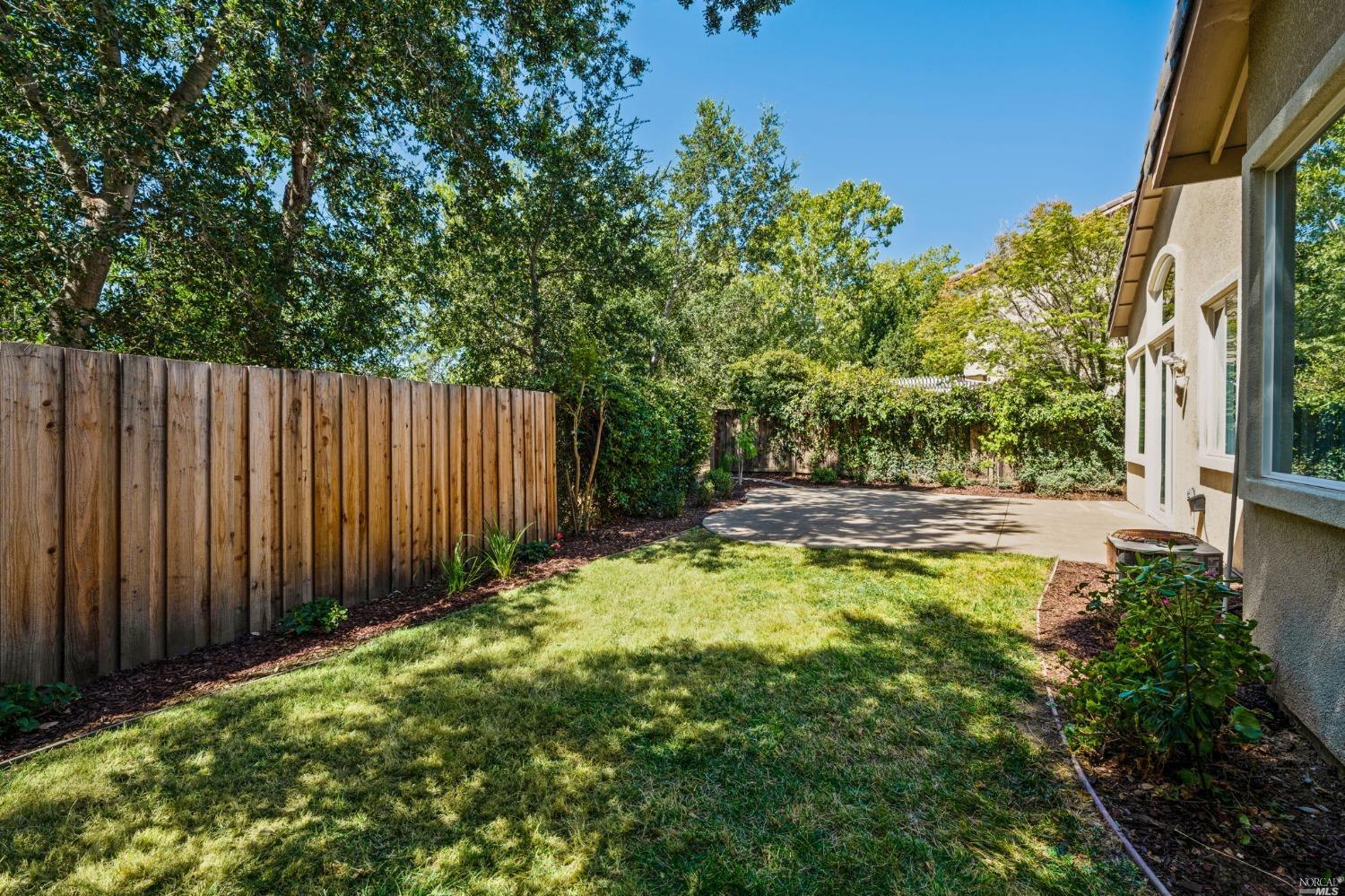 39 Summerbrooke Circle