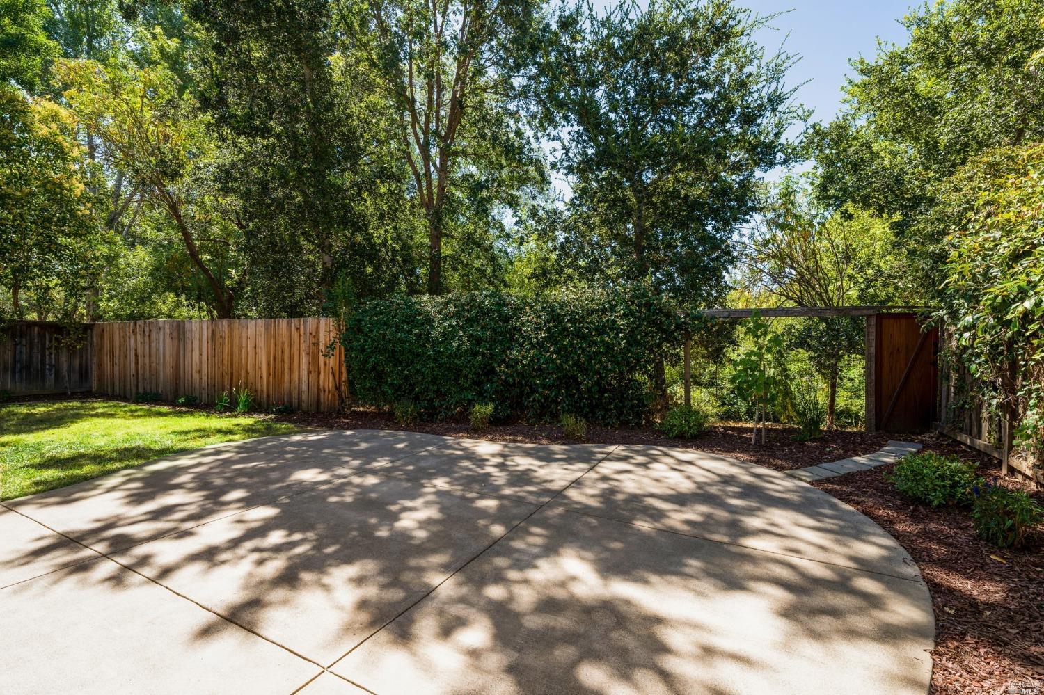 39 Summerbrooke Circle