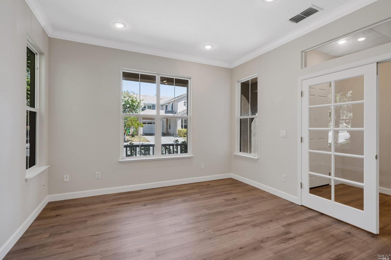 39 Summerbrooke Circle