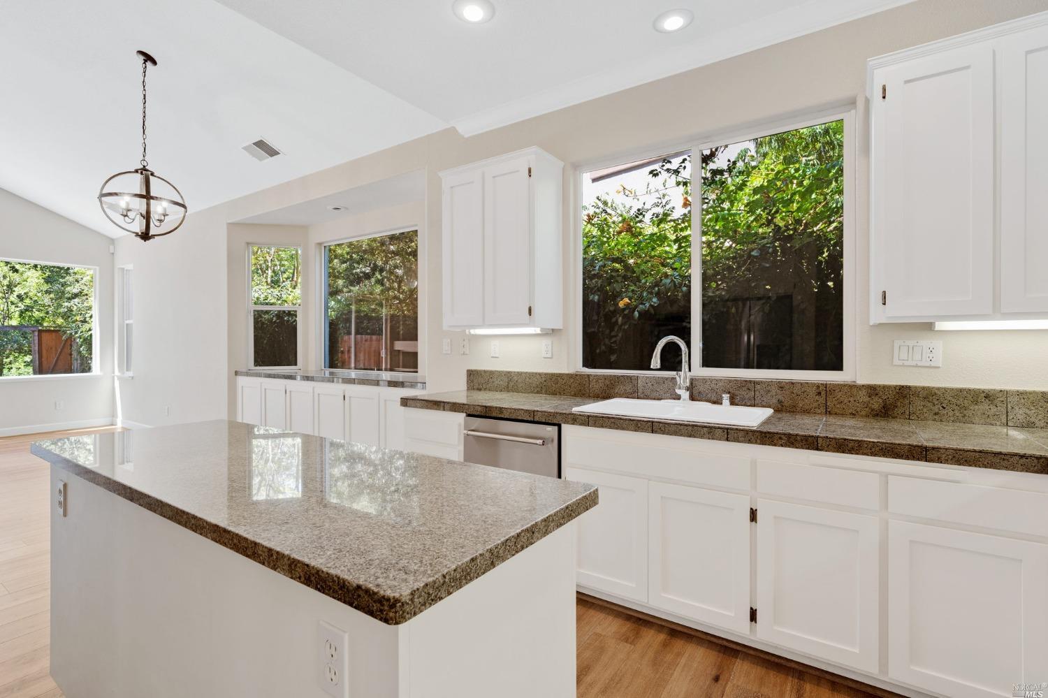 39 Summerbrooke Circle