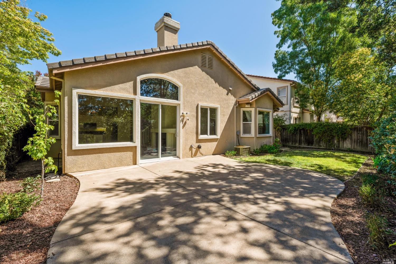 39 Summerbrooke Circle