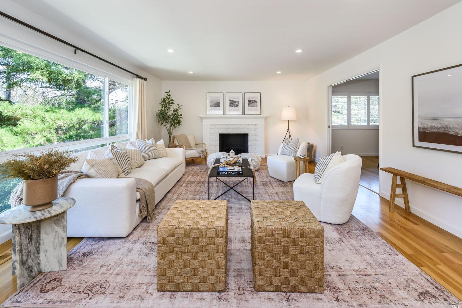 111 Rollingwood Drive