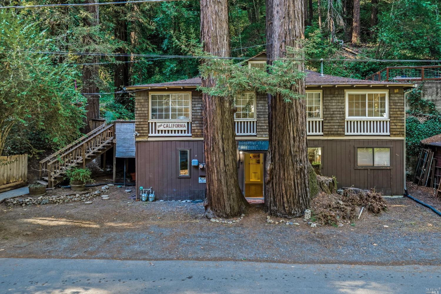 17448 Guernewood Lane