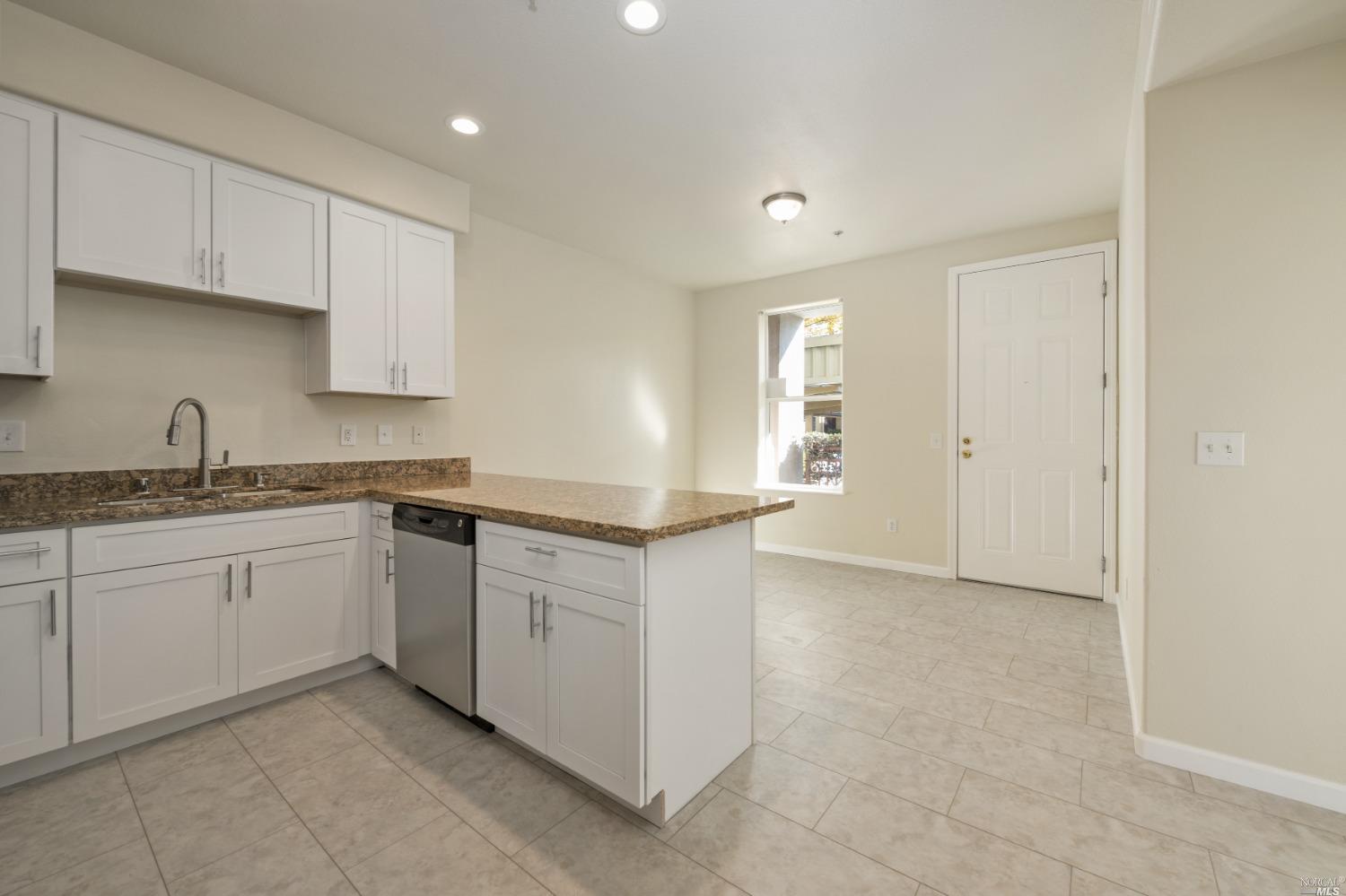 950 Campoy Street Unit: 103