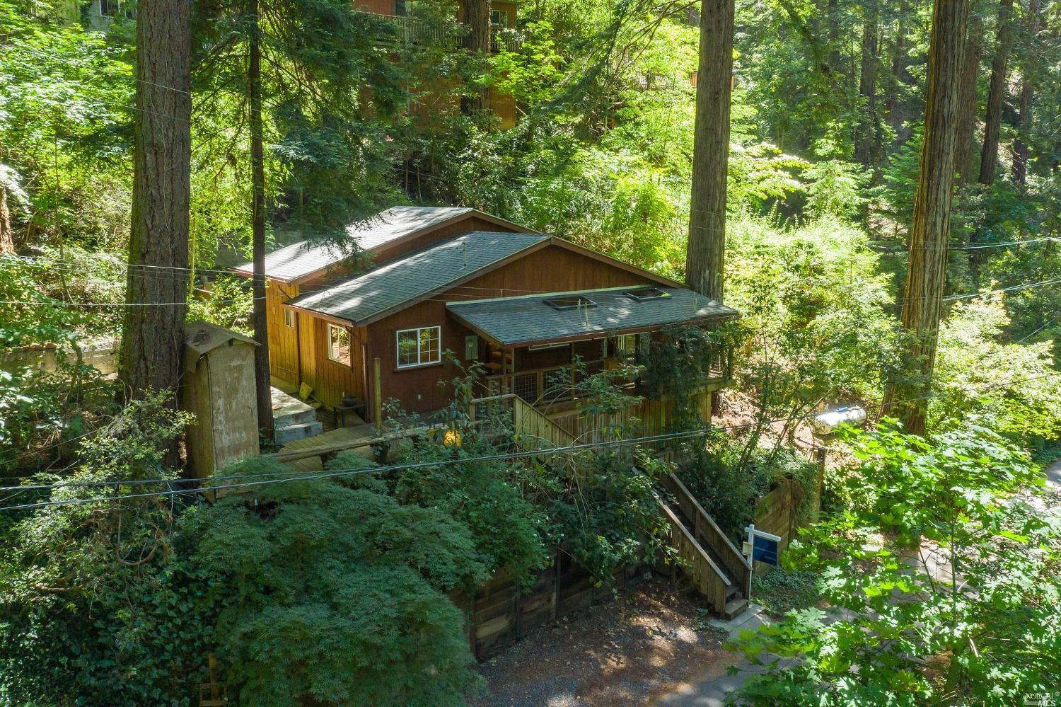 21527 Highland Terrace