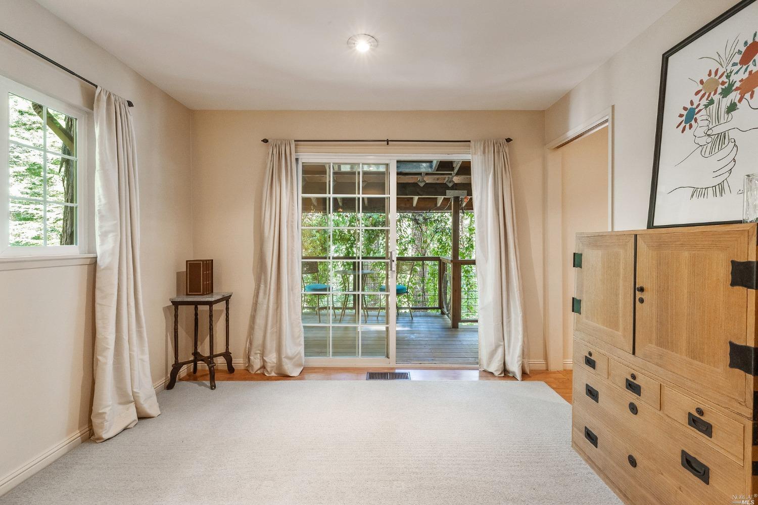 21527 Highland Terrace