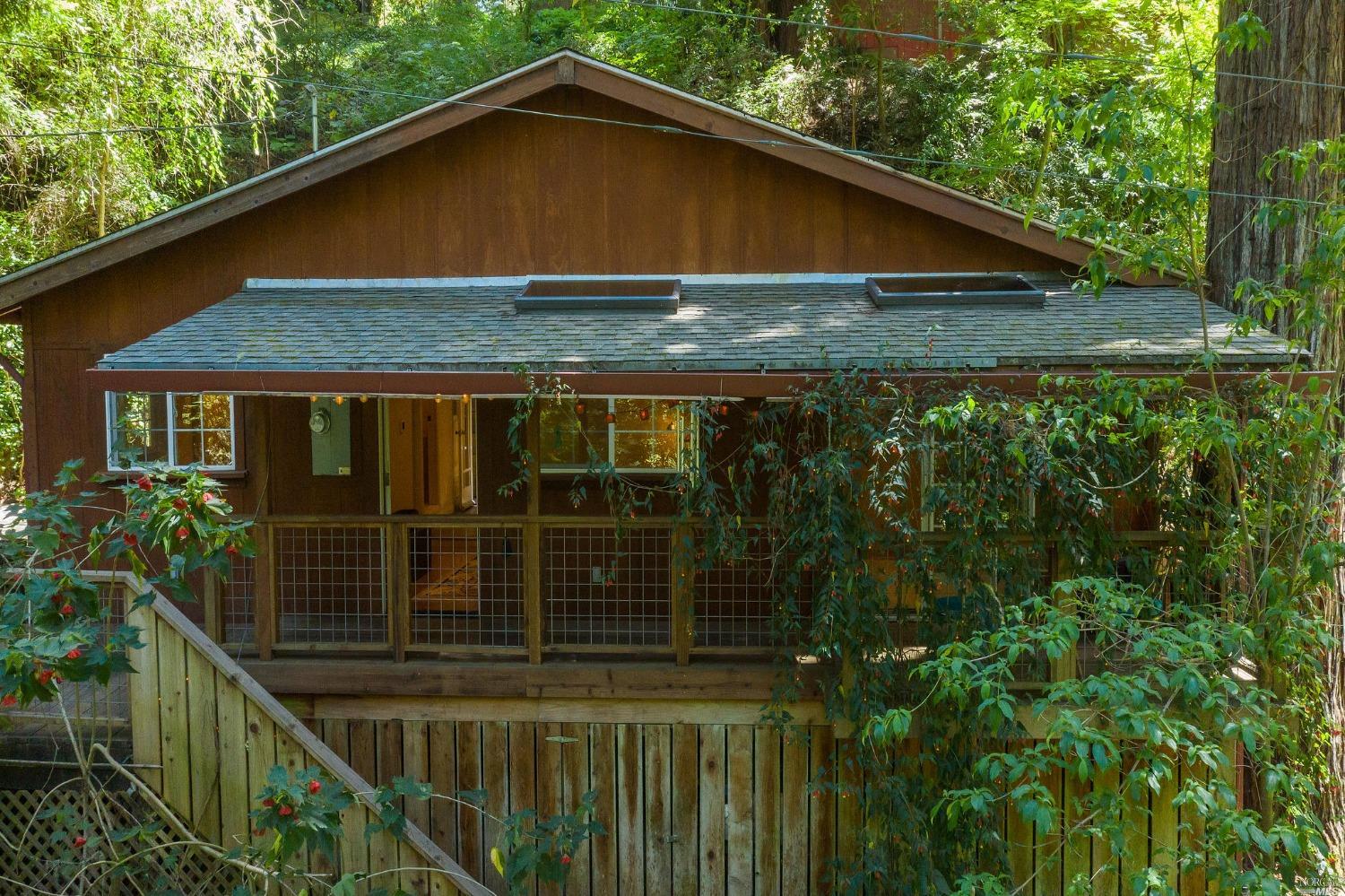 21527 Highland Terrace