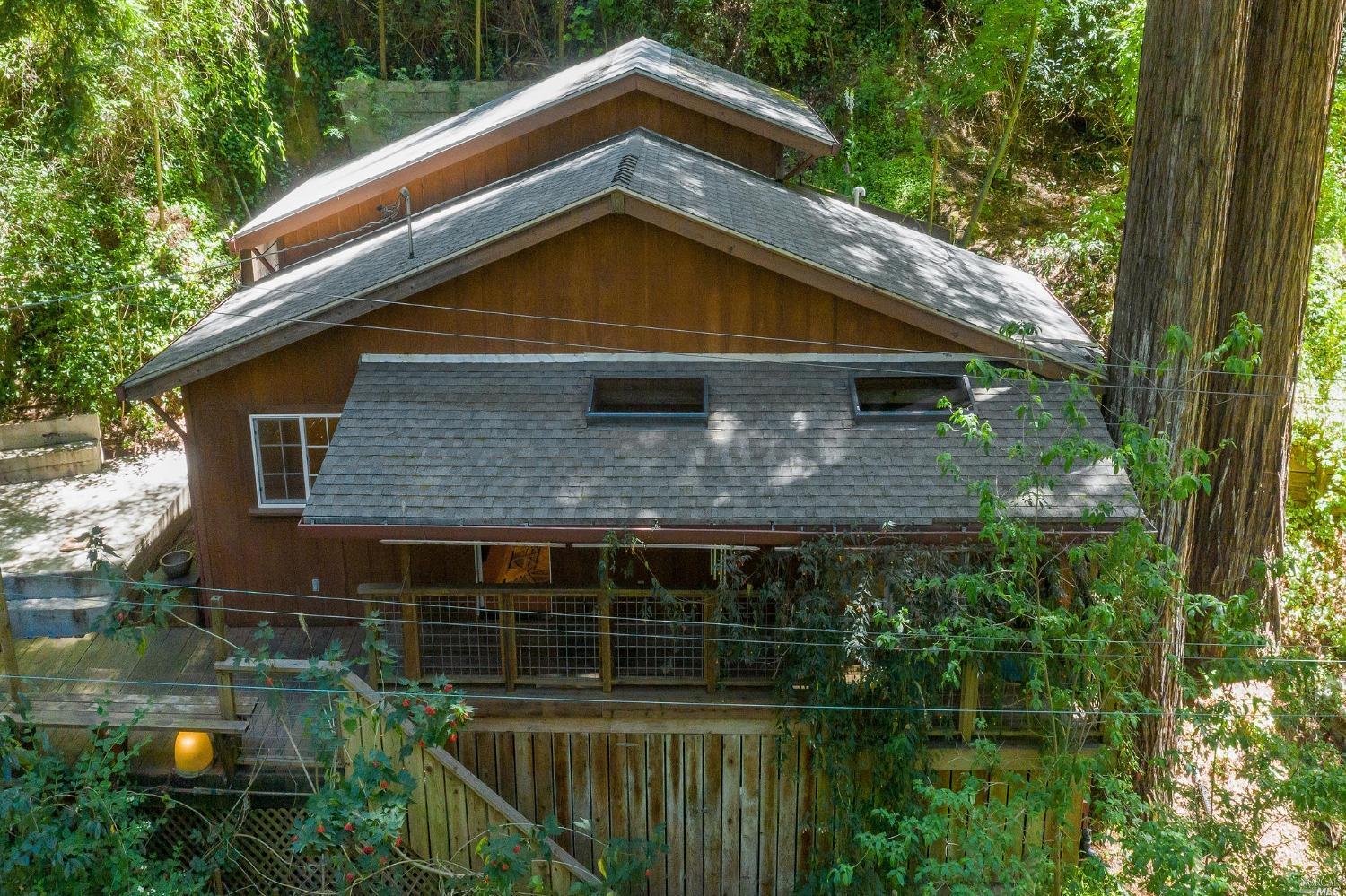 21527 Highland Terrace