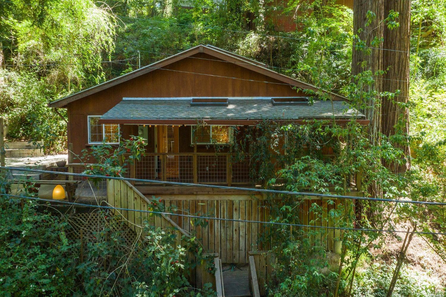 21527 Highland Terrace