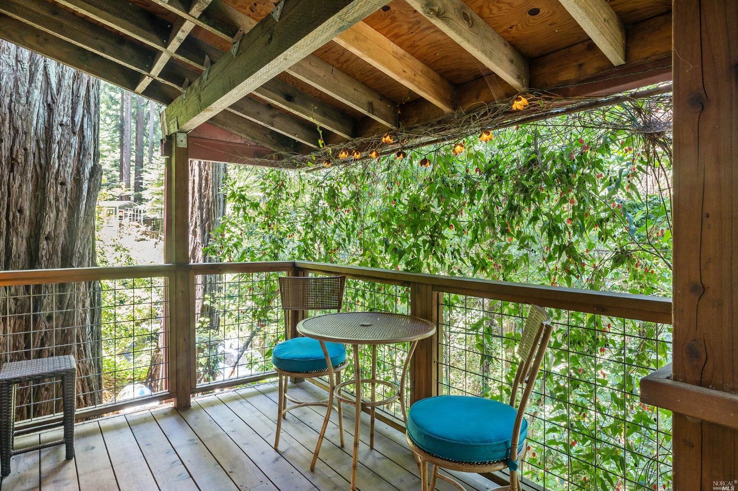 21527 Highland Terrace