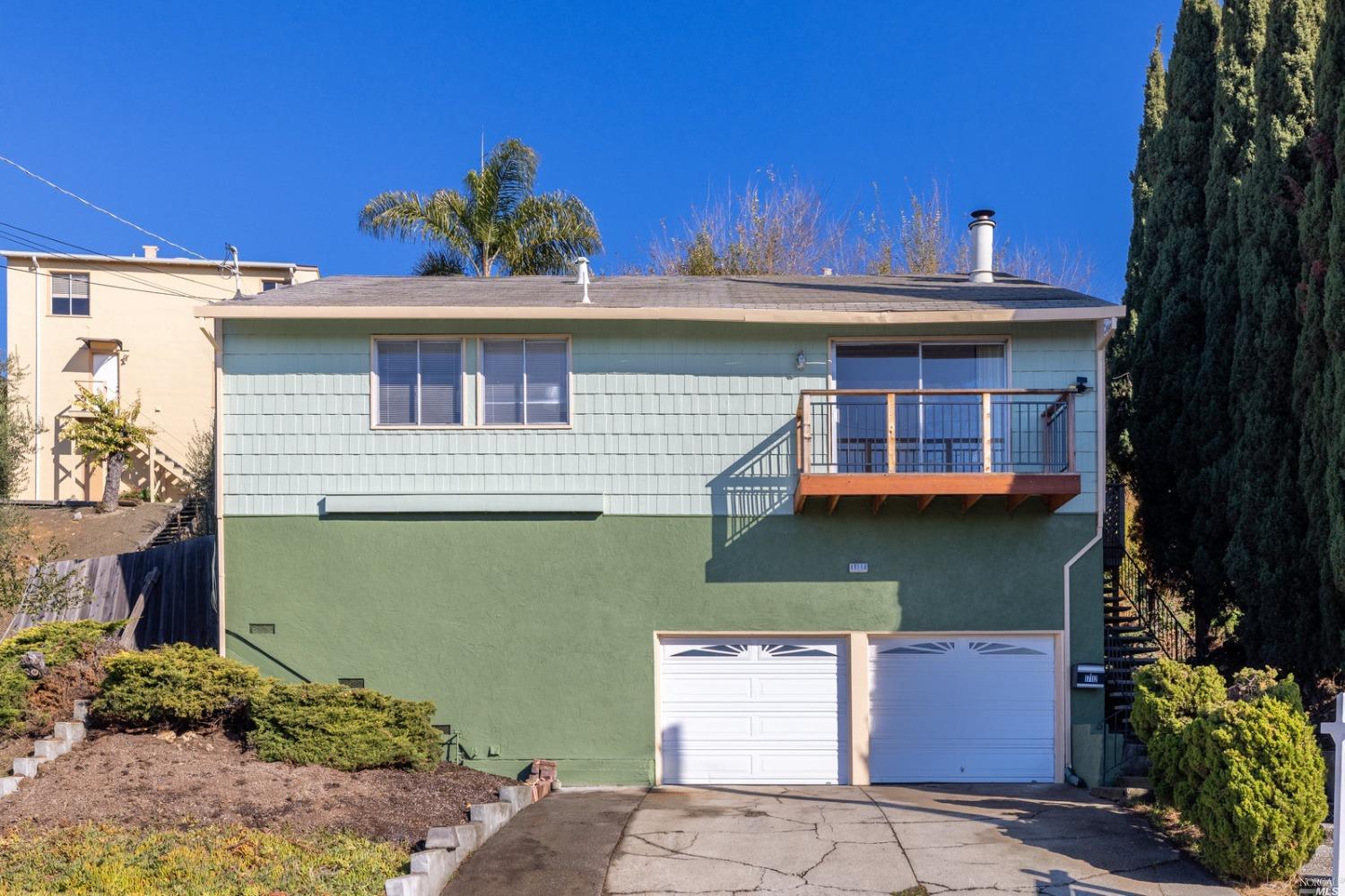 17112 Los Banos Street