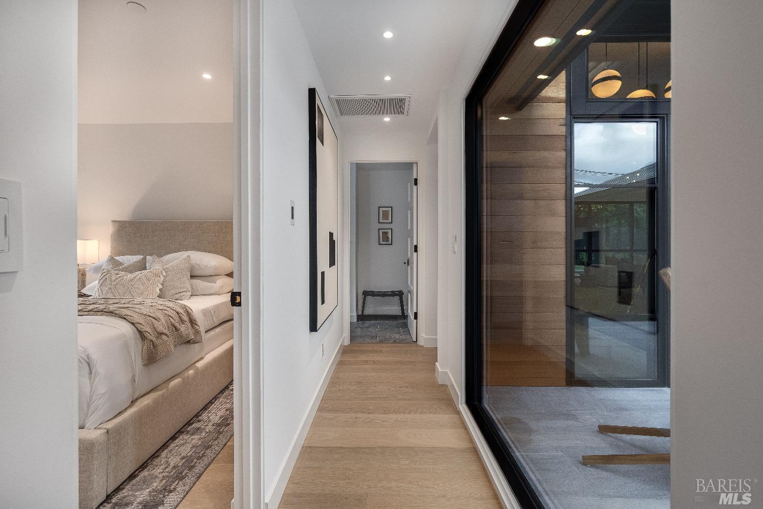 1820 Spring Mountain Rd