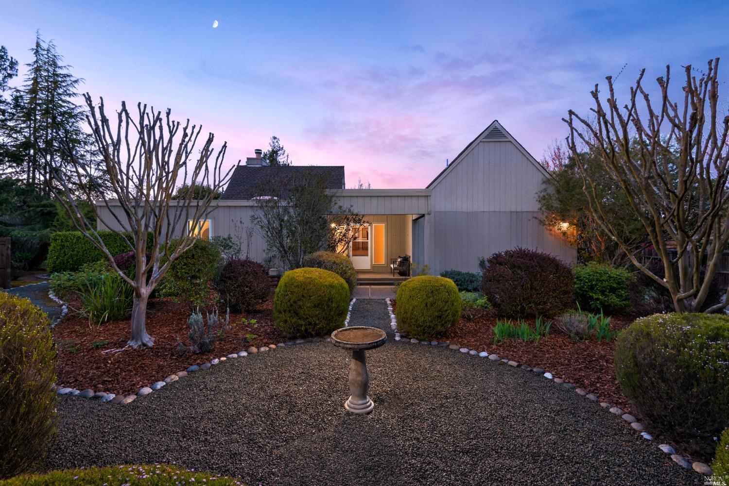 124 Calle Petite Sarah