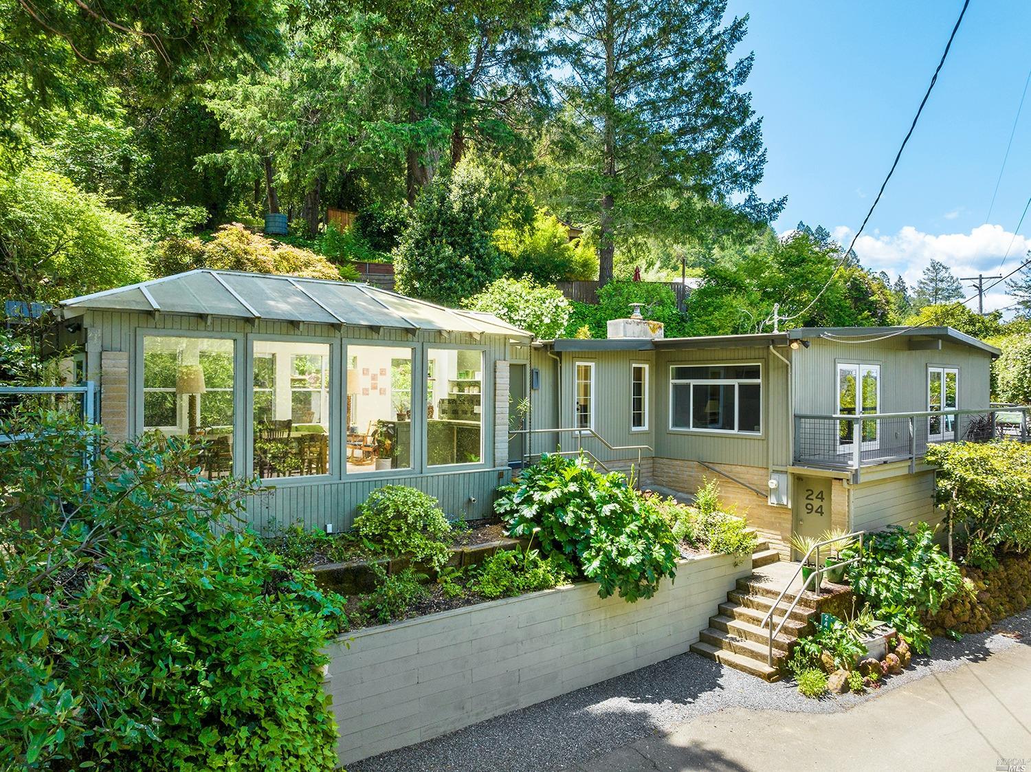 2494 Riverview Drive