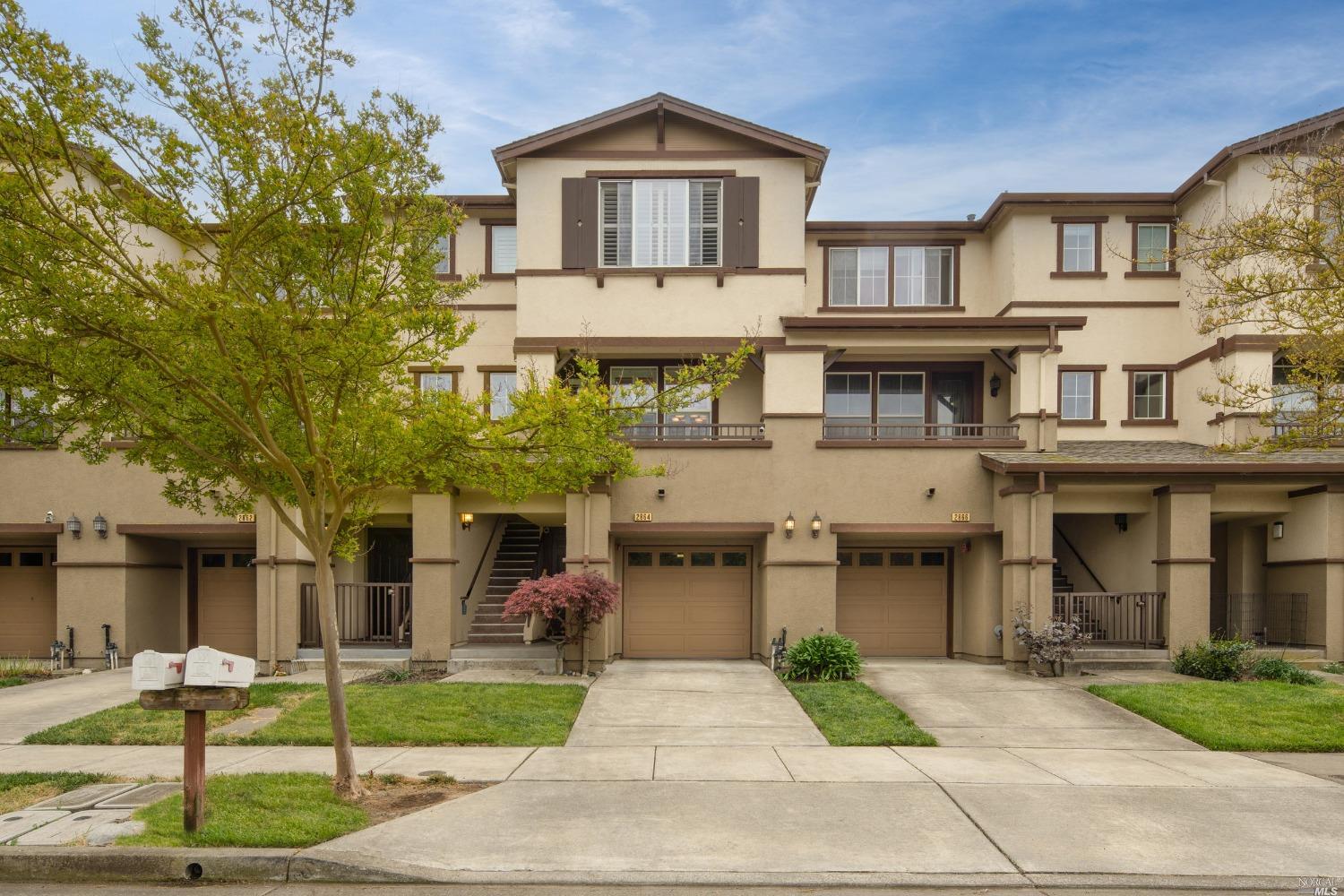 2864 Pearblossom Drive