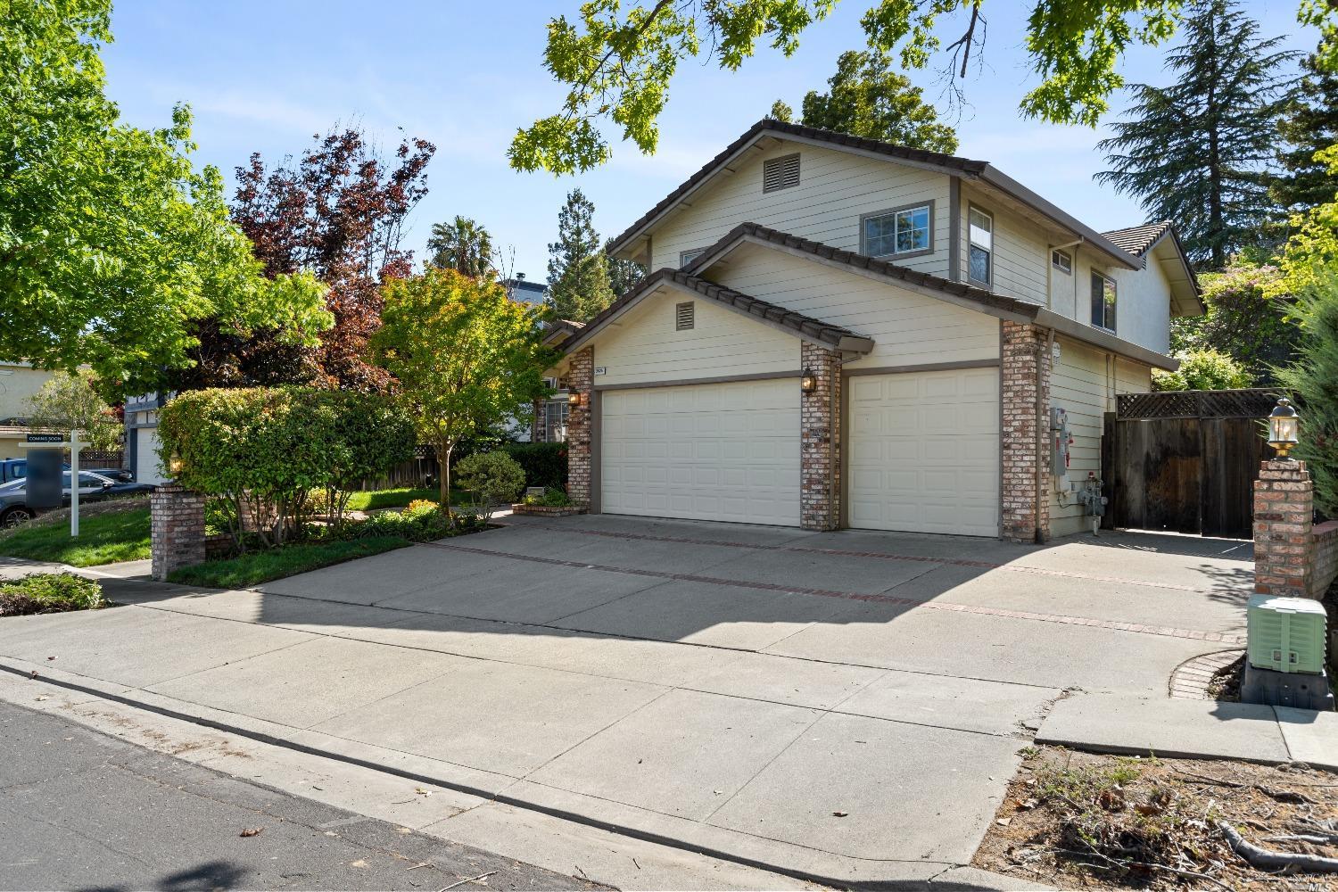 3525 Fieldcrest Avenue