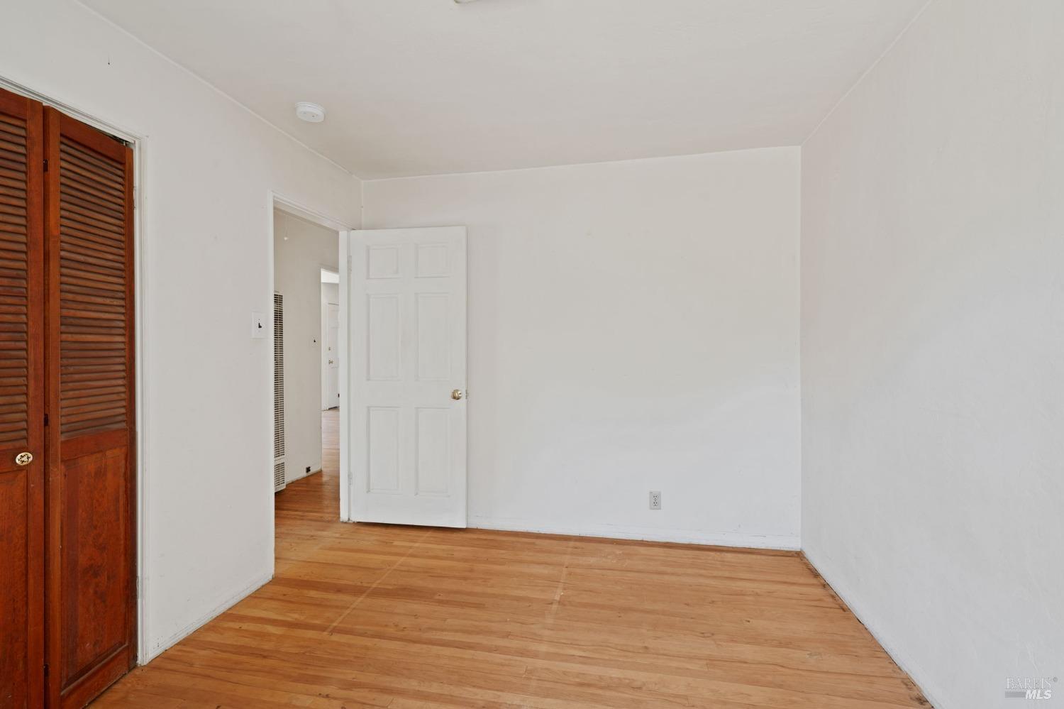 1440 Mountain View Ave