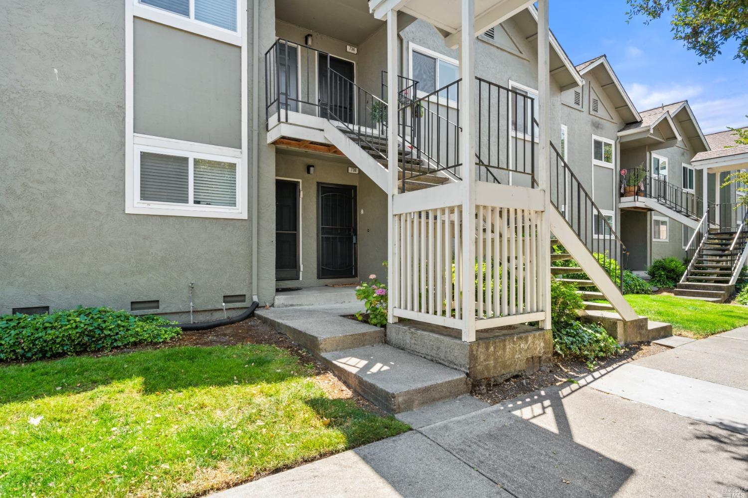 738 Santa Alicia Drive Unit: 44