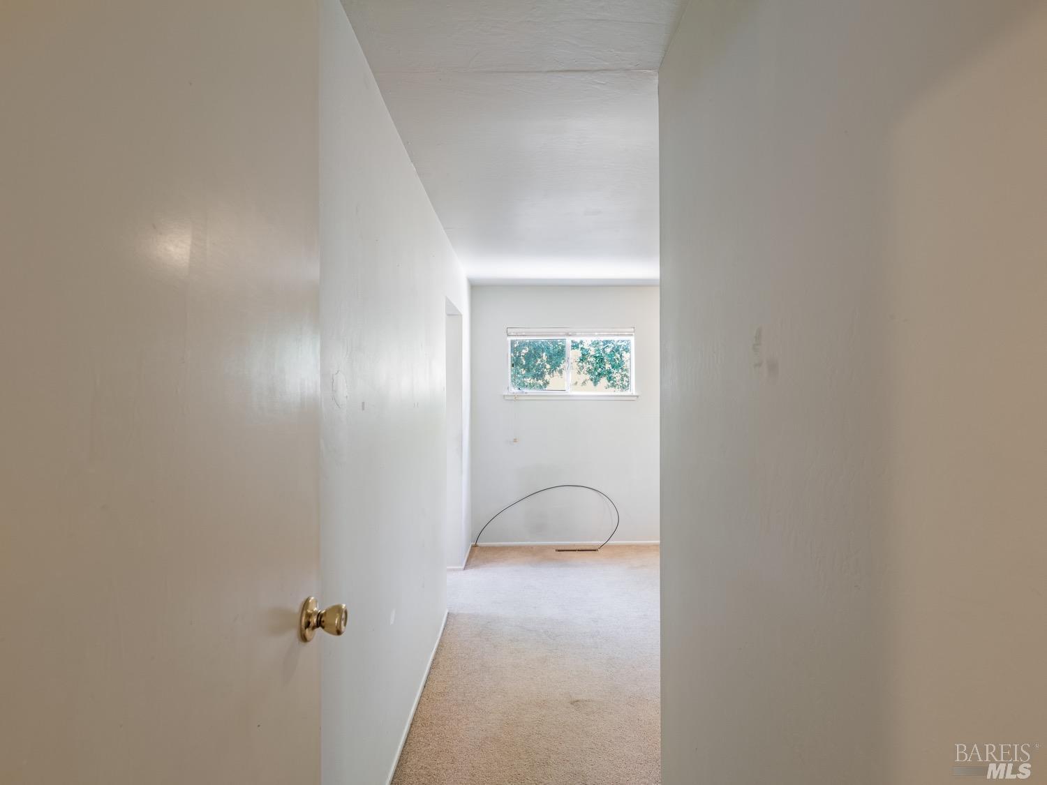 2113 Las Gallinas Avenue