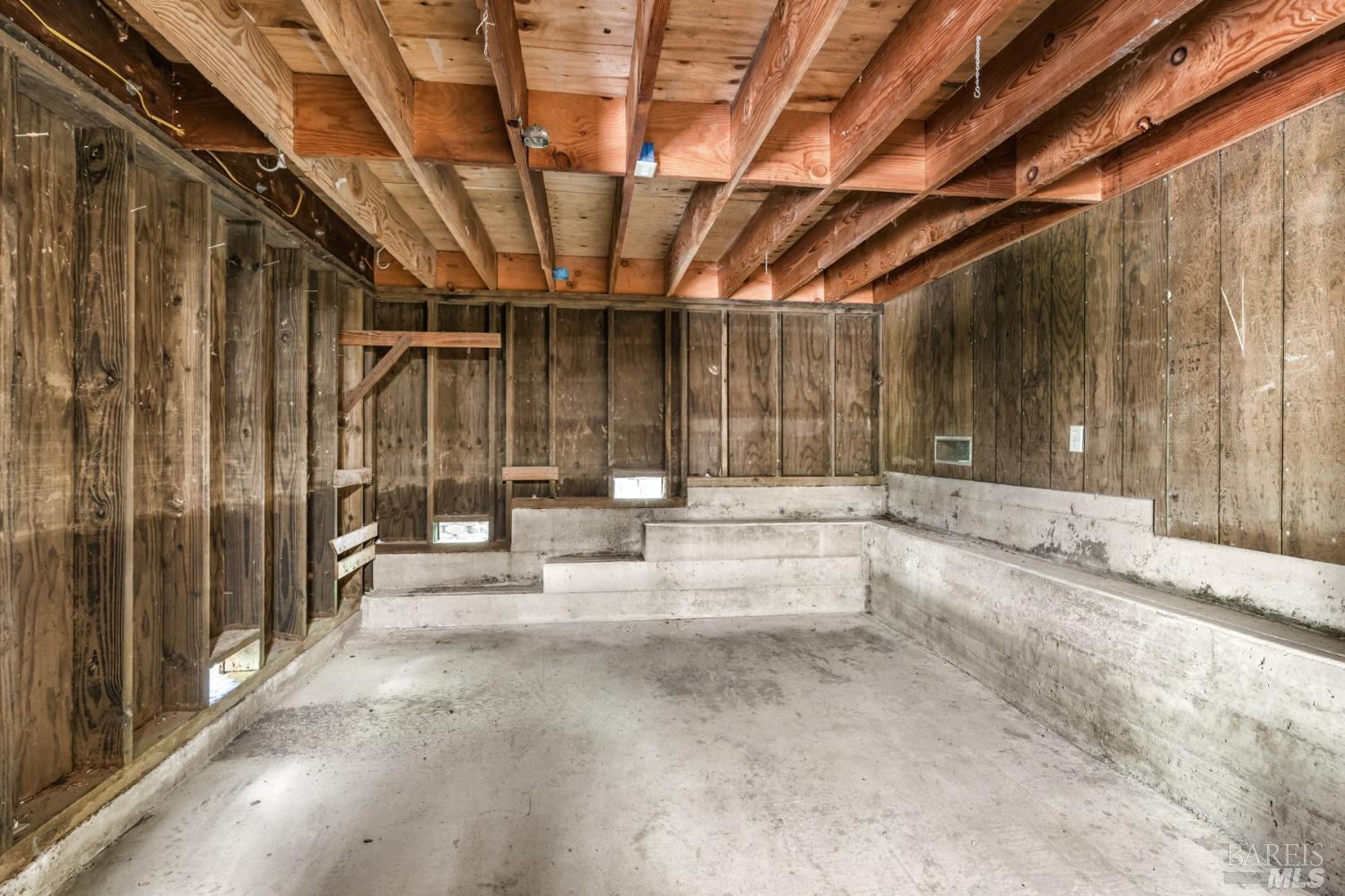 825 Austin Creek Road