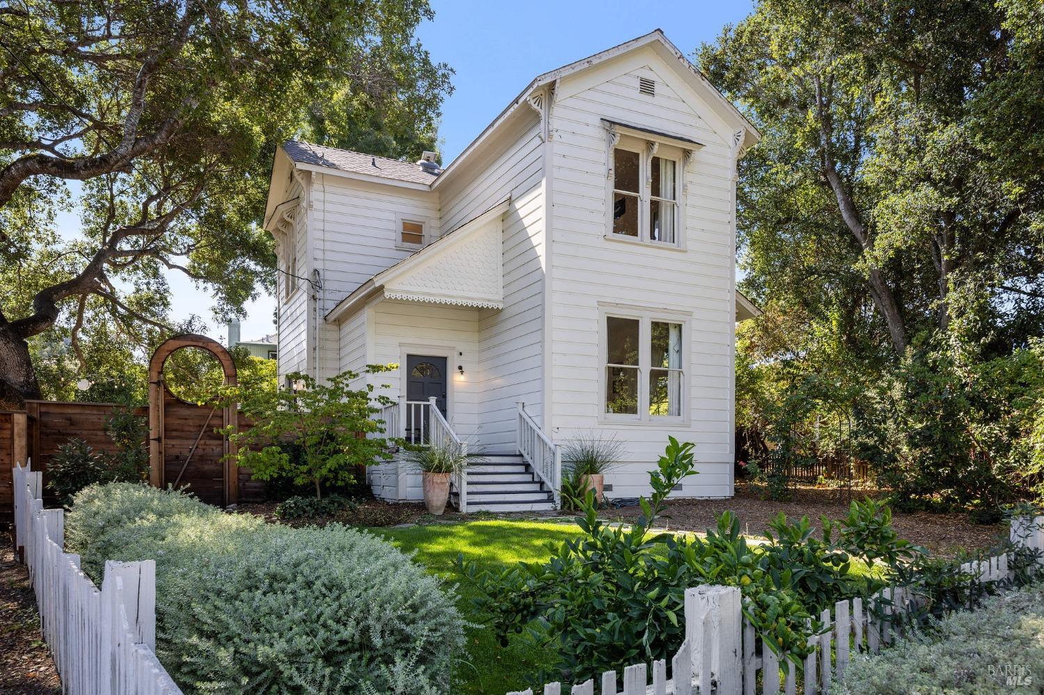 360 Grant Avenue