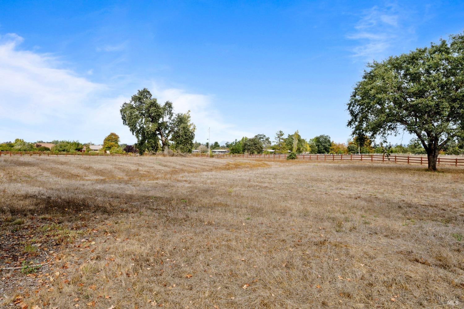 5498 Bravo Toro Lane