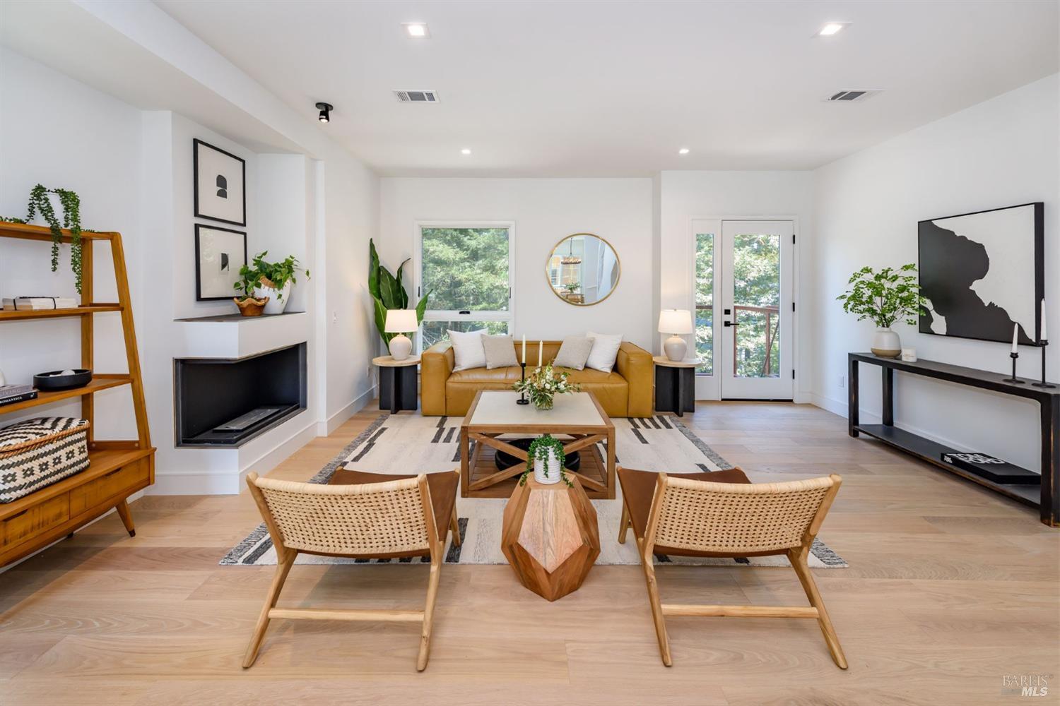1068 Foster Road