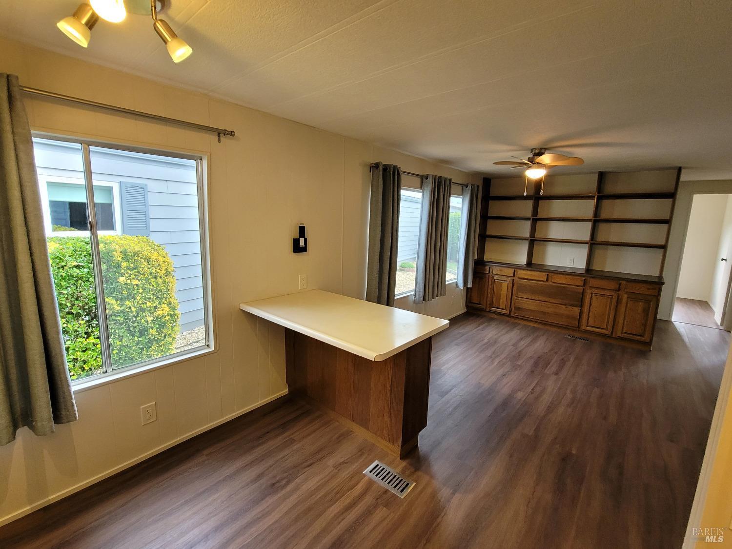 248 Parque Cabana #175