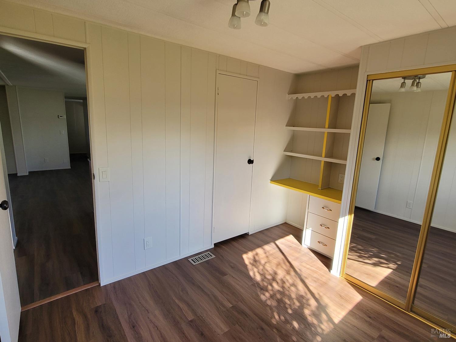 248 Parque Cabana #175