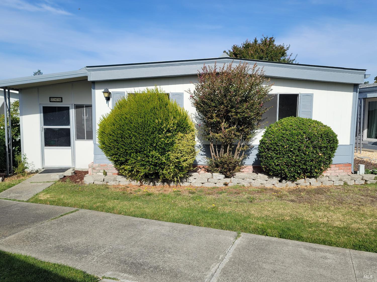 248 Parque Cabana #175