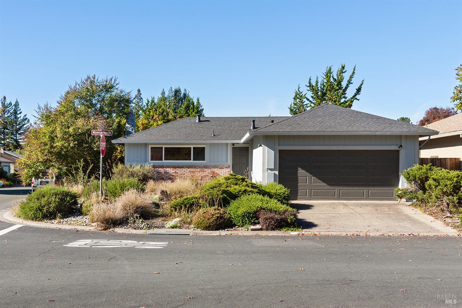 201 Mountain View Drive