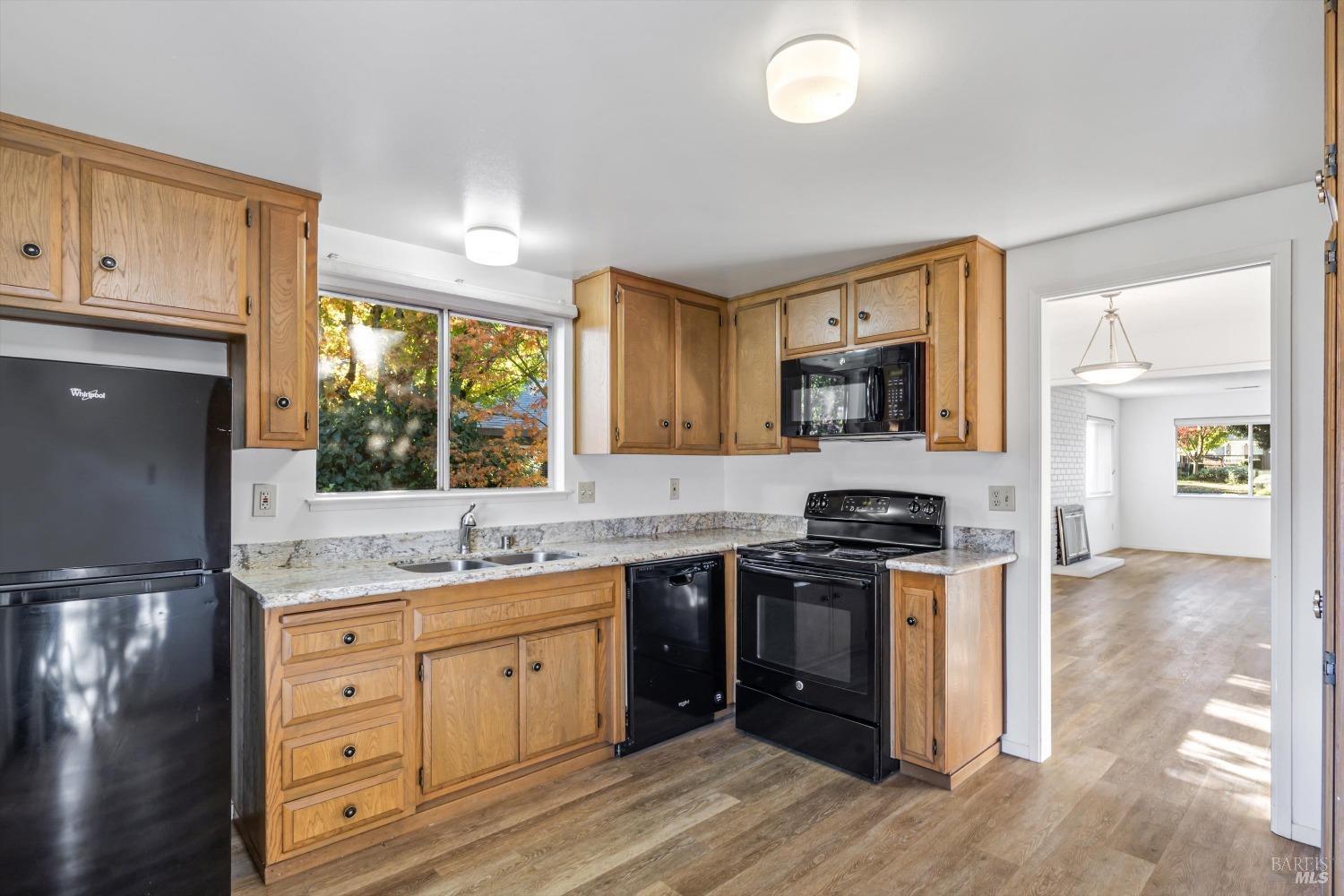 237 Mountain Vista Ln