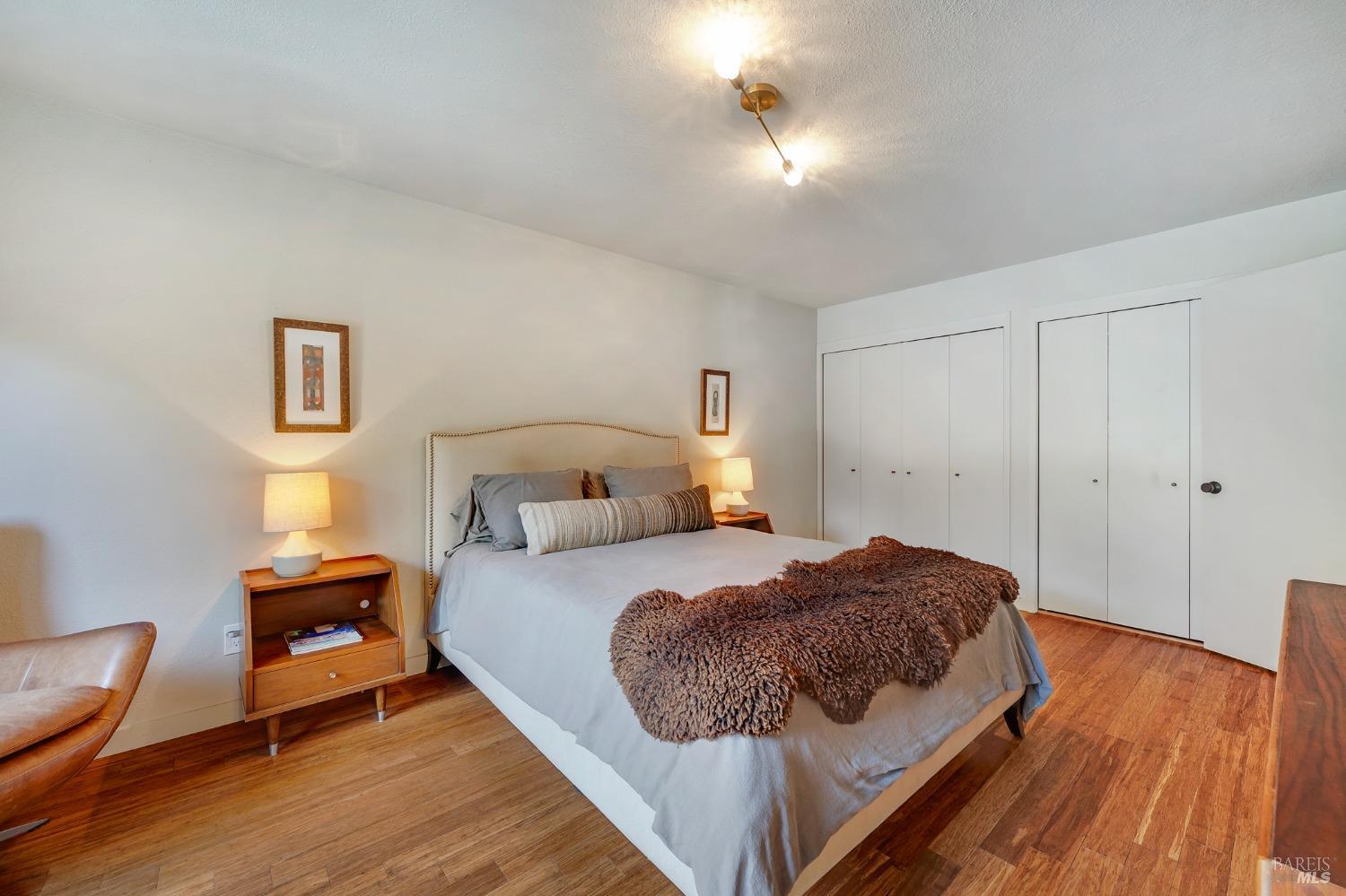 471 Pleasant Hill Avenue N