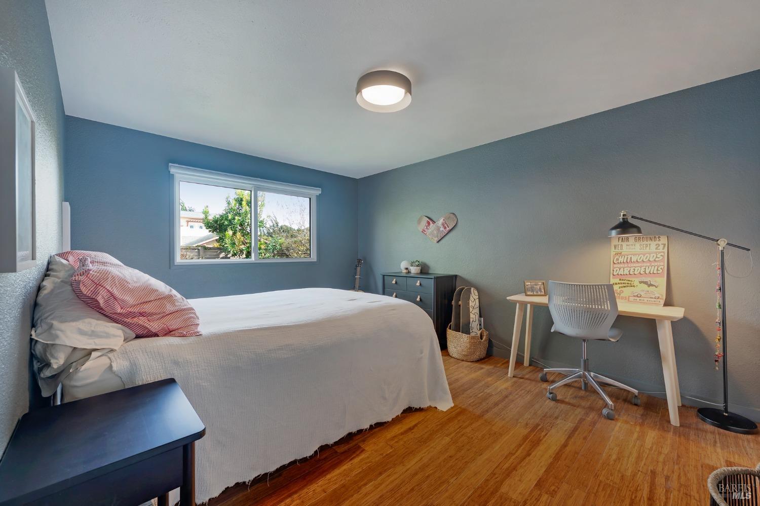 471 Pleasant Hill Avenue N