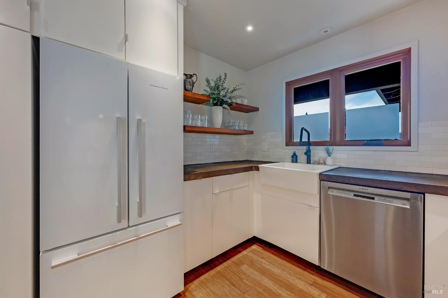 471 Pleasant Hill Avenue N