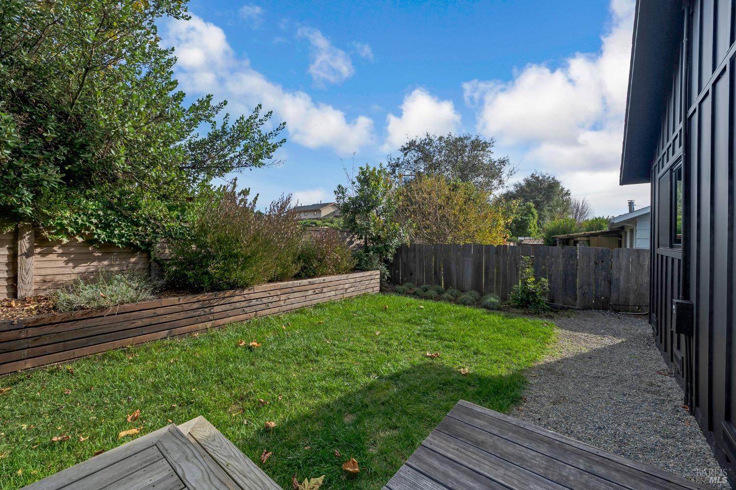 471 Pleasant Hill Avenue N