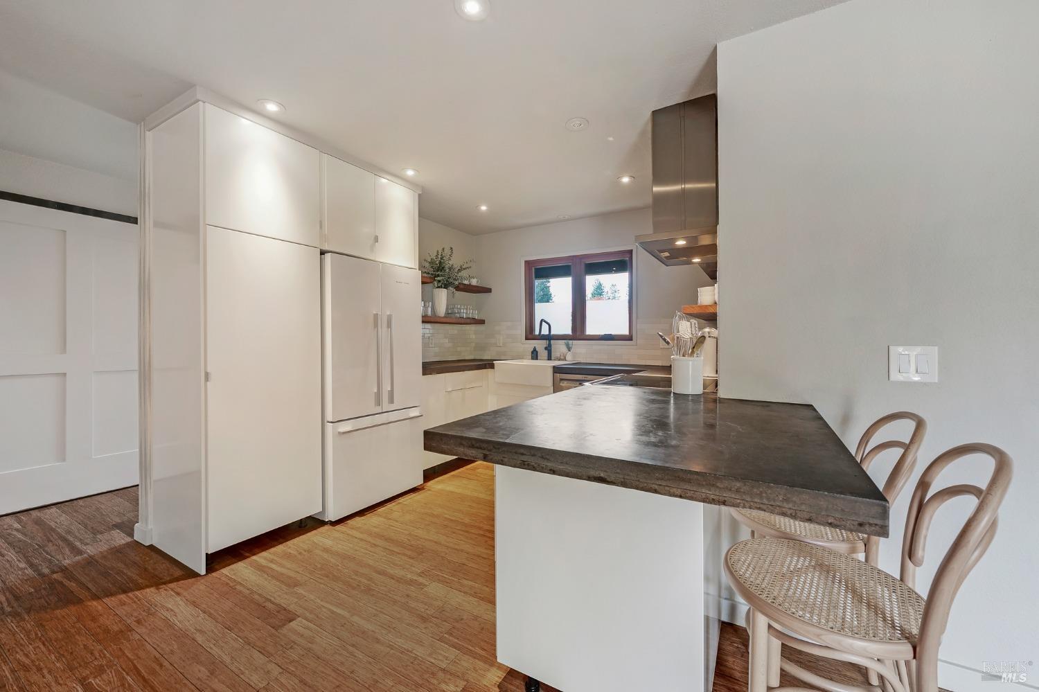 471 Pleasant Hill Avenue N