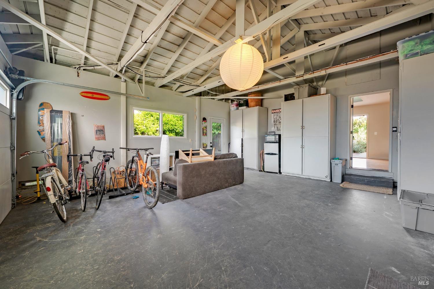 471 Pleasant Hill Avenue N